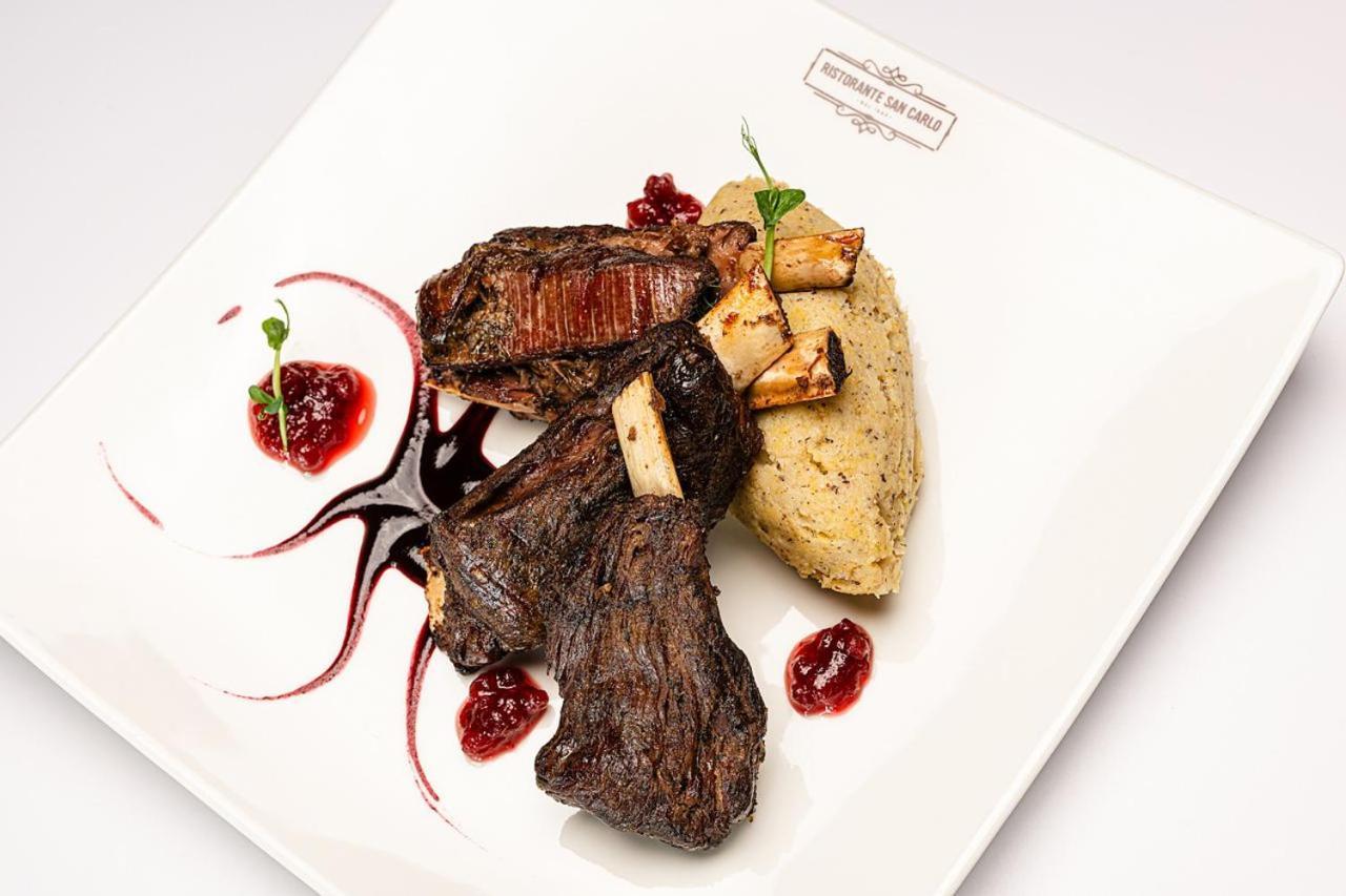Wine Hotel San Carlo - Relais & Spa - Boutique Hotel Chiuro Exterior foto