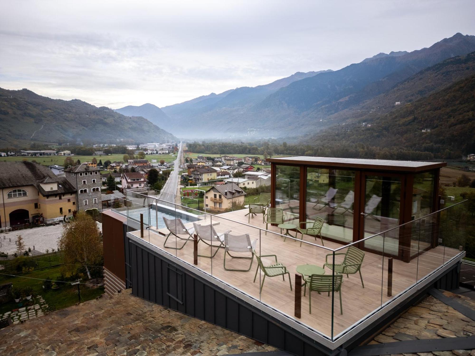 Wine Hotel San Carlo - Relais & Spa - Boutique Hotel Chiuro Exterior foto