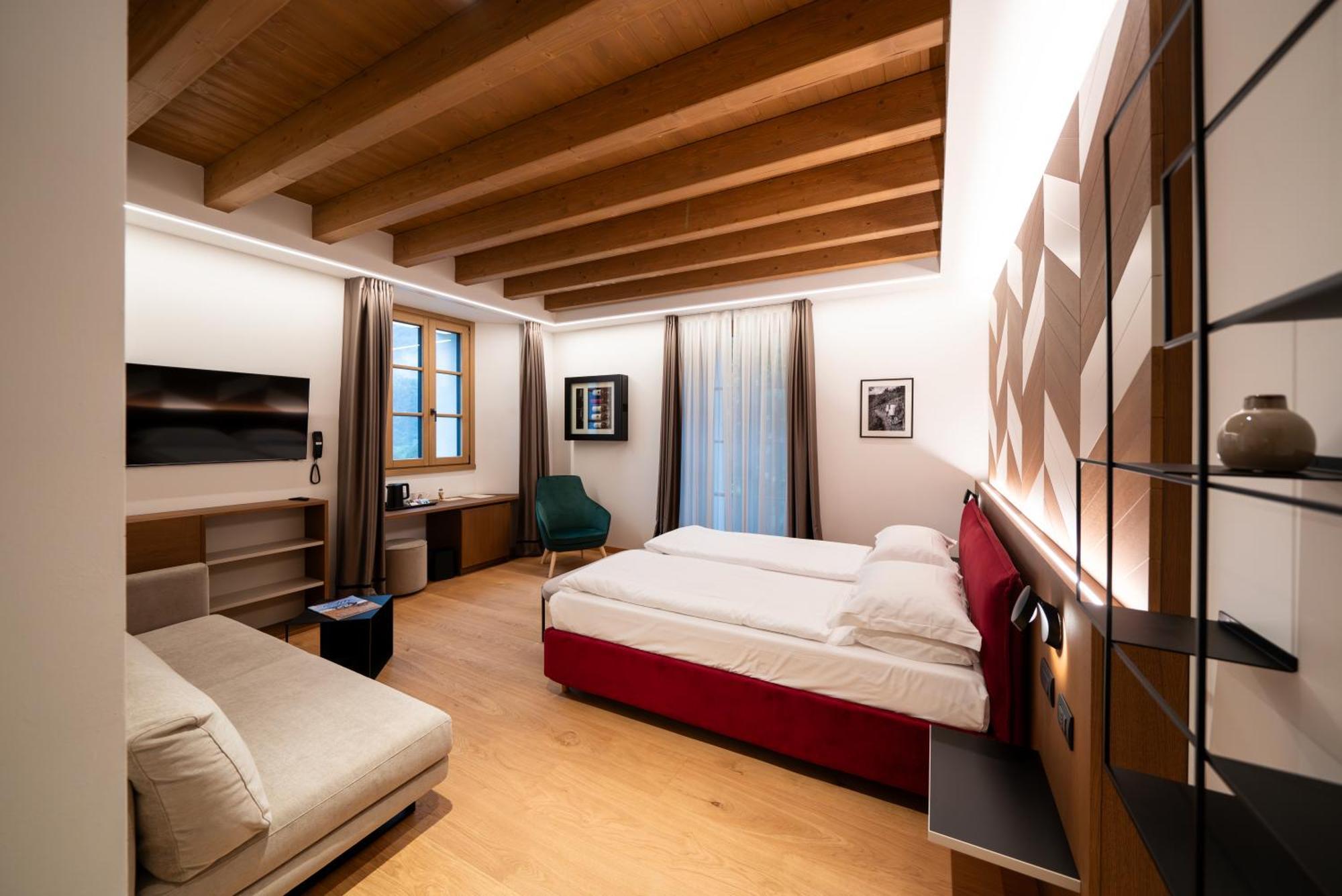 Wine Hotel San Carlo - Relais & Spa - Boutique Hotel Chiuro Exterior foto